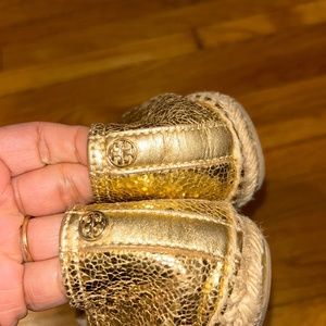 Tory Burch size 37 7 metallic gold leather espadrilles flats slip on